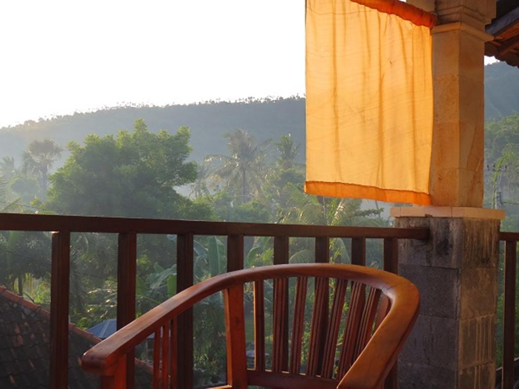 Bali Sari Homestay Амед Екстер'єр фото